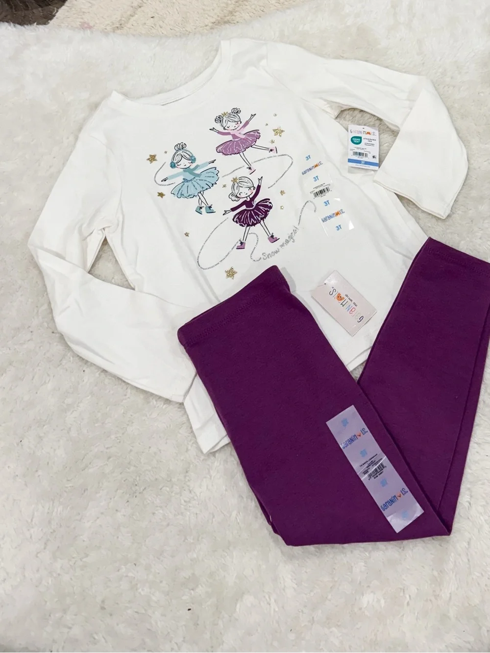 NWT Kids Toddler girls 2-pc outfit set, purple leggings and cream ice skaters
